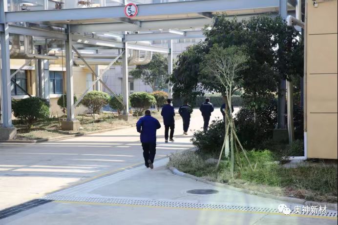 1703388431658965.jpg 2a67c93d83bbdc5f327c0bc671a04ac.jpg